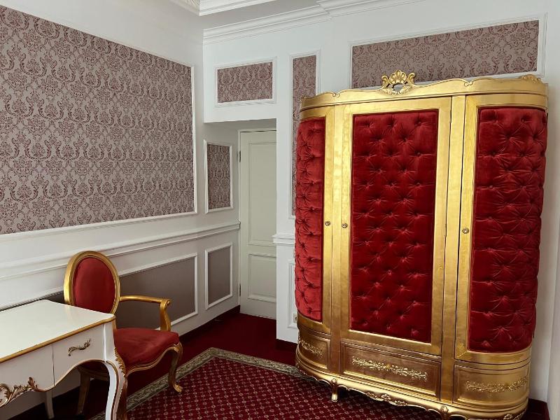 Junior Suite image 3