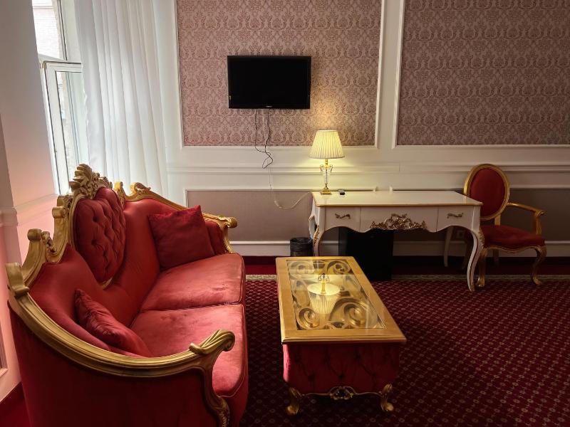 Junior Suite image 4