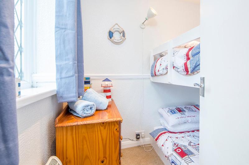 Weavers Cottage - image 23