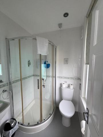 Double Room with Bay View image 2