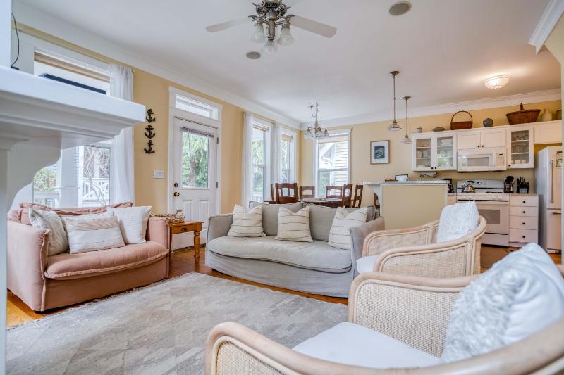 Wildflower Cottage - image 27
