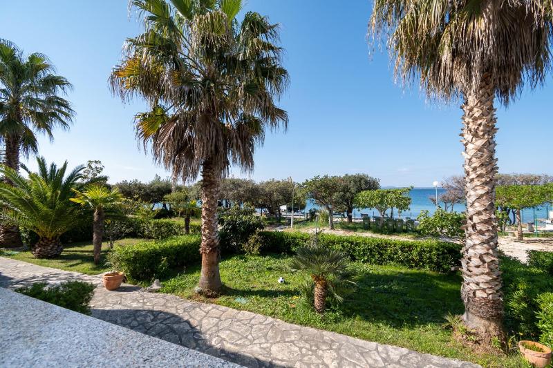 Two-Bedroom Apartment with Terrace and Sea View image 2