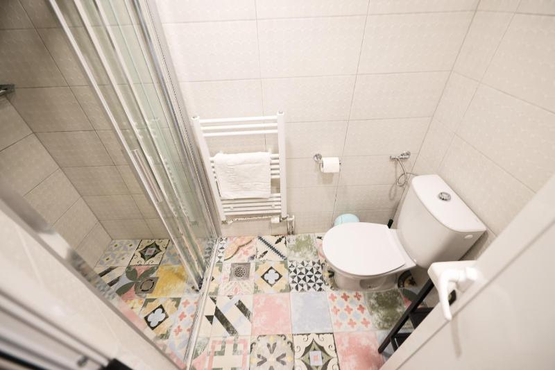 Two-Bedroom Apartment with Terrace image 4