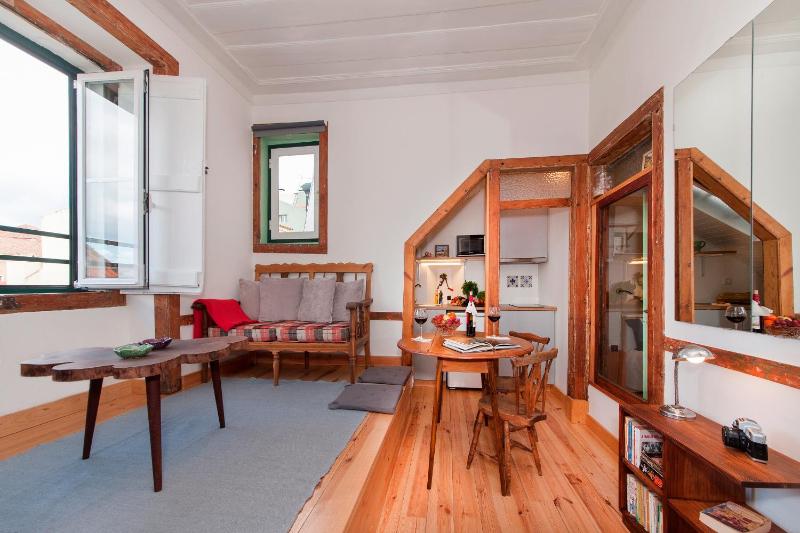 Apartments in Historical Lisbon - image 11