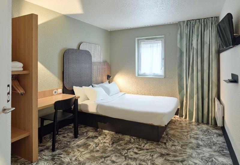 Double Room - Disability Access image 1