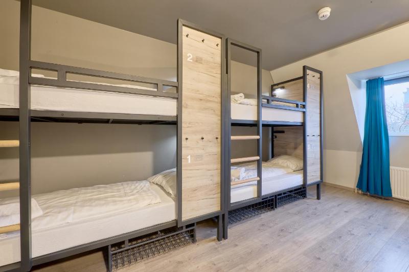 Bed in 4-Bed Dormitory Room image 4