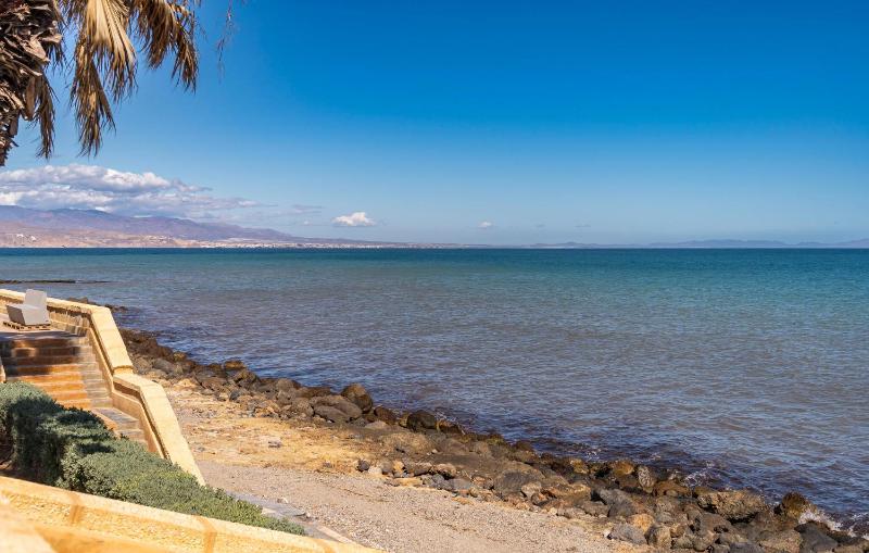Beautiful Apartment In Roquetas De Mar With Wifi - image 9