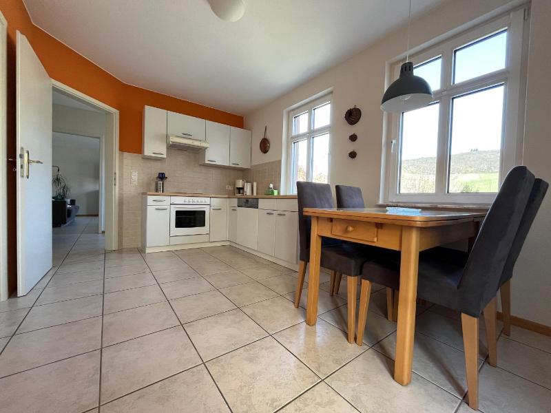 One-Bedroom Apartment image 4