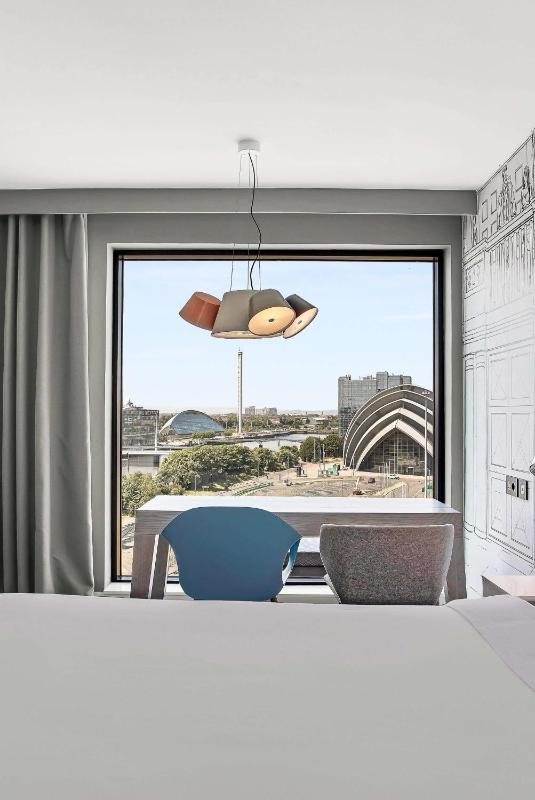 Superior Room with View image 1