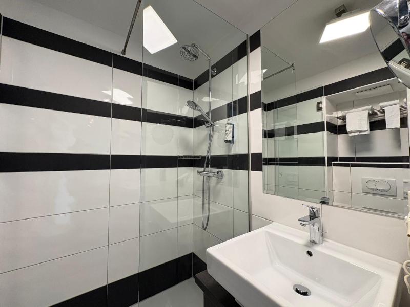 Triple Room image 2