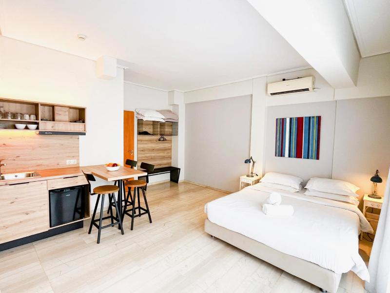 Delux Family Studio with Kitchenette and Balcony image 1