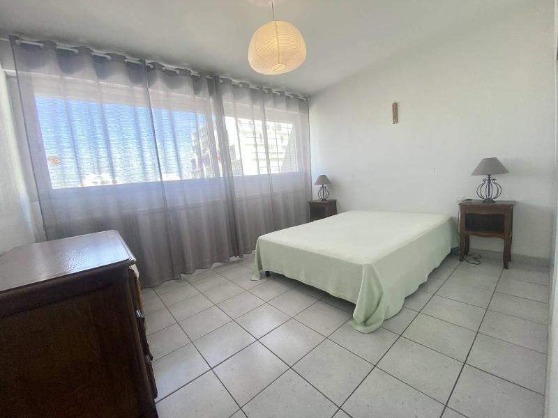 LA GRANDE MOTTE - BEL APPARTEMENT POUR 4 PERSONNES - VUE SUR MER - PARKING - image 12