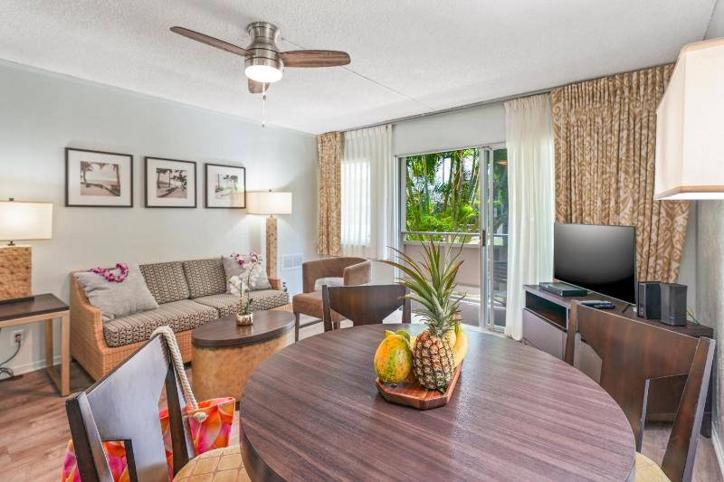 One-Bedroom Apartment image 1