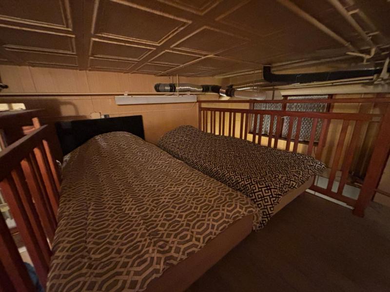 Souplex Apartment with Sauna image 2