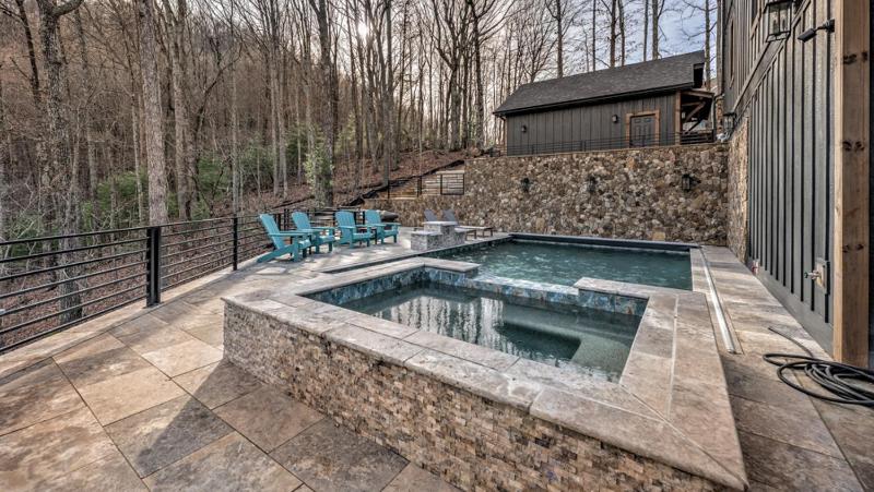 Aska Ridge Lodge - image 33