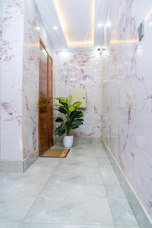 KML Luxury Elegant 3BR Residence in Gombe - image 9