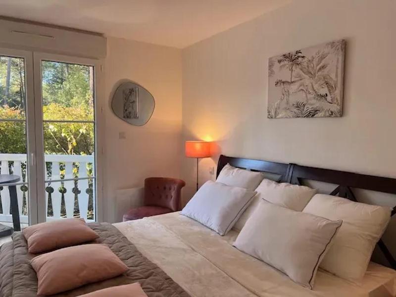 Villa élégante à Lacanau + piscine - image 4