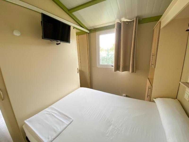 Two-Bedroom Bungalow (5 Adults) image 2