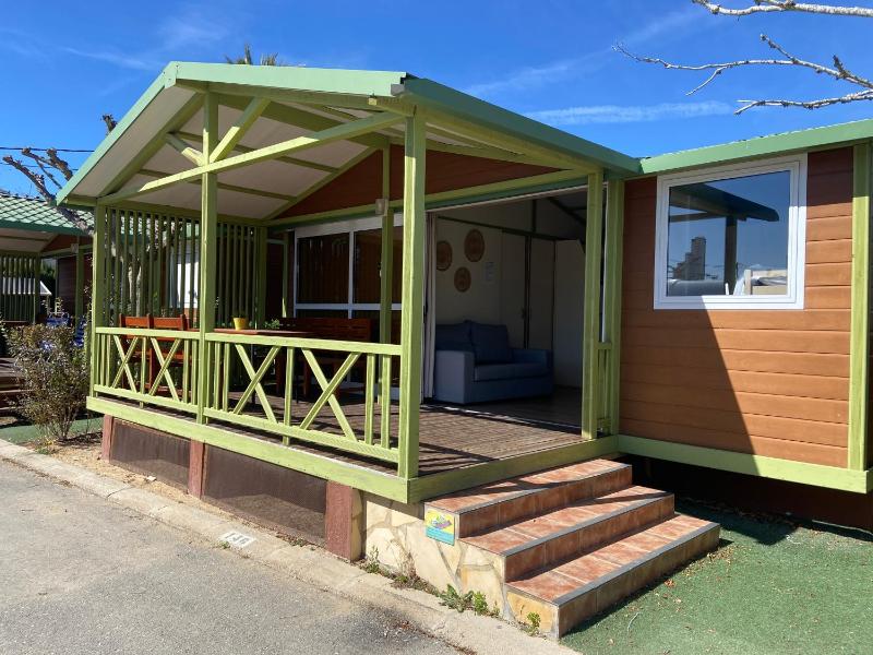 Two-Bedroom Bungalow (6 Adults) image 1