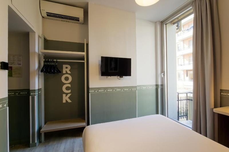 Sure Hotel by Best Western Nologo - image 10