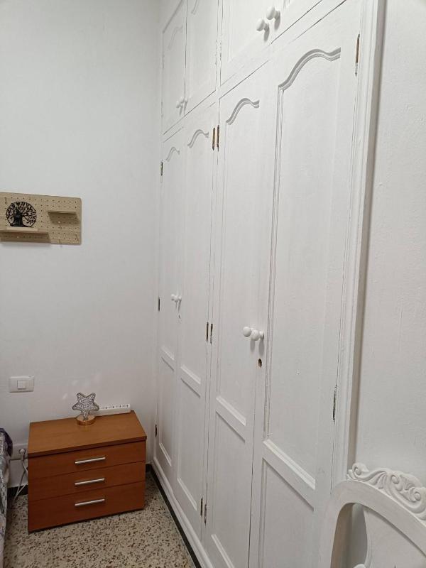 Cozy Guest Room Near Las Canteras Beach in Las Palmas - image 12