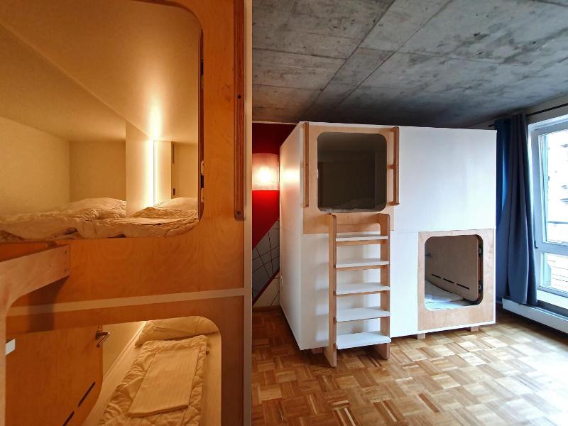 Five Elements Hostel and Capsules Frankfurt - image 4
