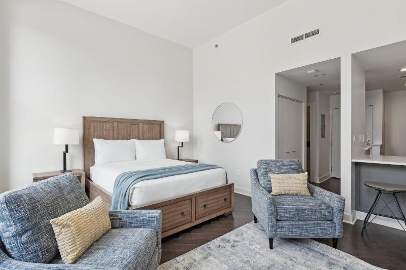 Studio Apartment image 4
