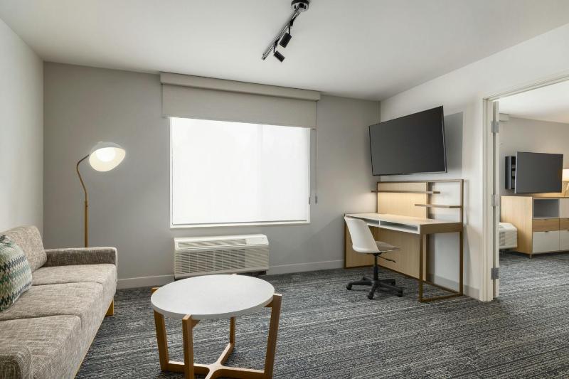 One-Bedroom King Suite with Sofa Bed  image 1