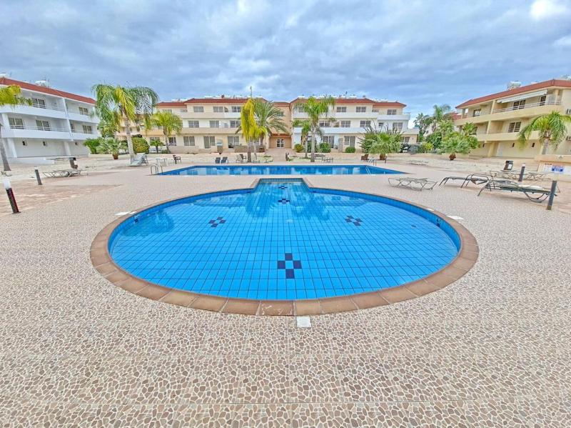 Lontos Nissi 3 Pool Access Apartment - image 14