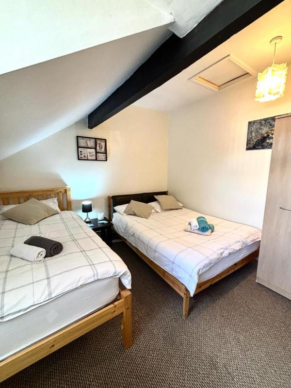 Budget Double Room image 3