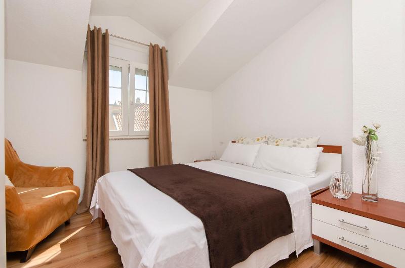 Apartments Ani - image 12