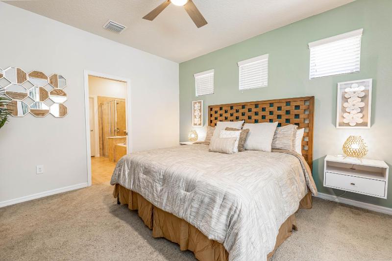 Flash 20 Off Luxury Single Family w Pvt Pool - image 20