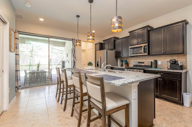 Flash 20 Off Luxury Single Family w Pvt Pool - image 36