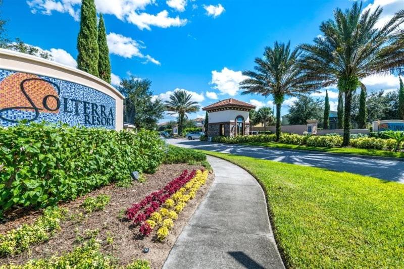Flash 20 Off Luxury Single Family w Pvt Pool - image 5