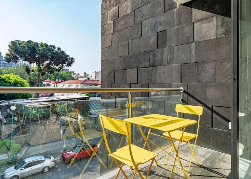 Polanco Living - Balcony Workspace & Parking - image 37