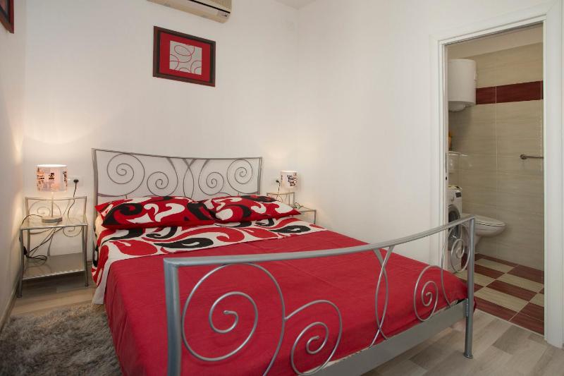 Apartments Seville - image 12