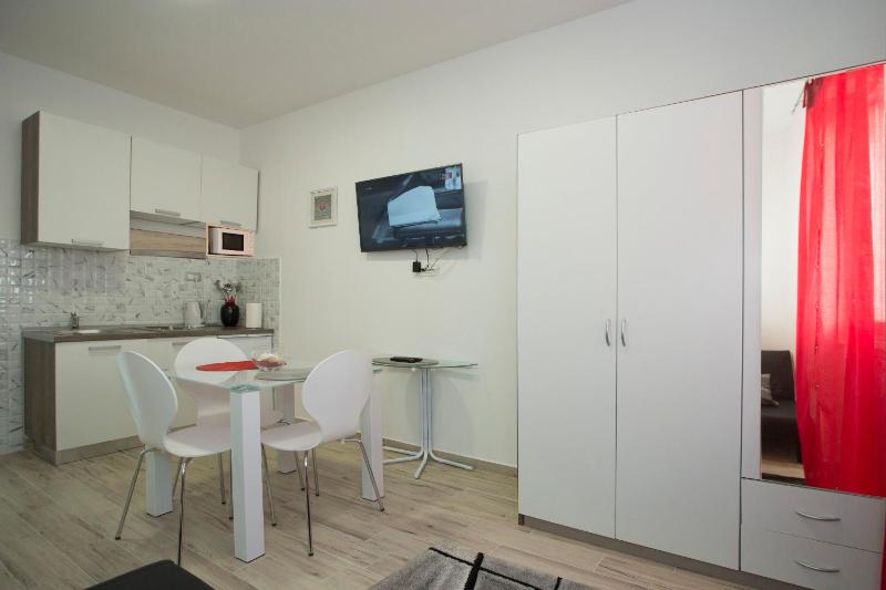 Apartments Seville - image 3