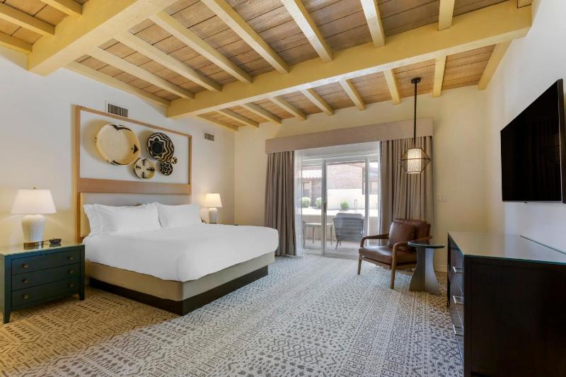 Superior Double Room image 3