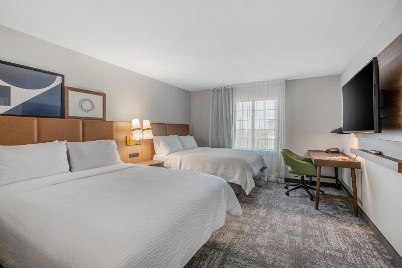 One-Bedroom Double Suite - Non-Smoking image 3