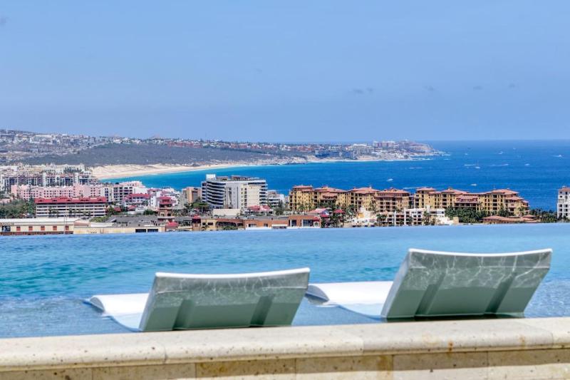 Ocean View 2 Infinity Pools Pedregal 3 King bed - image 12