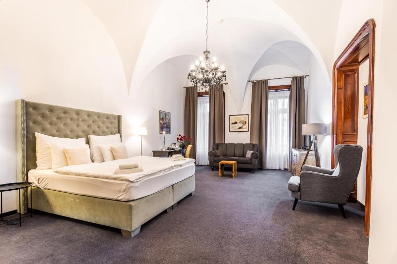 Junior Suite image 1