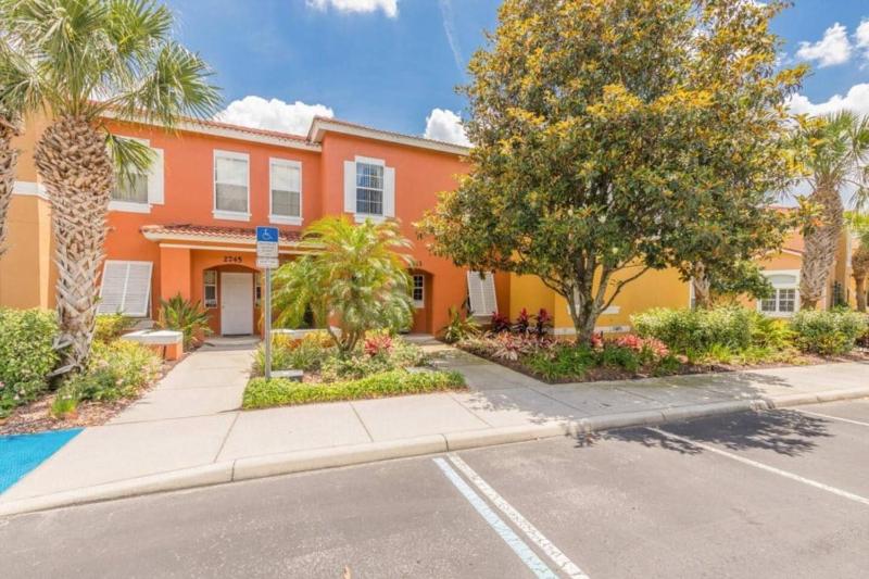 Flash 20 Off Townhome at Emerald Island Resort - image 13