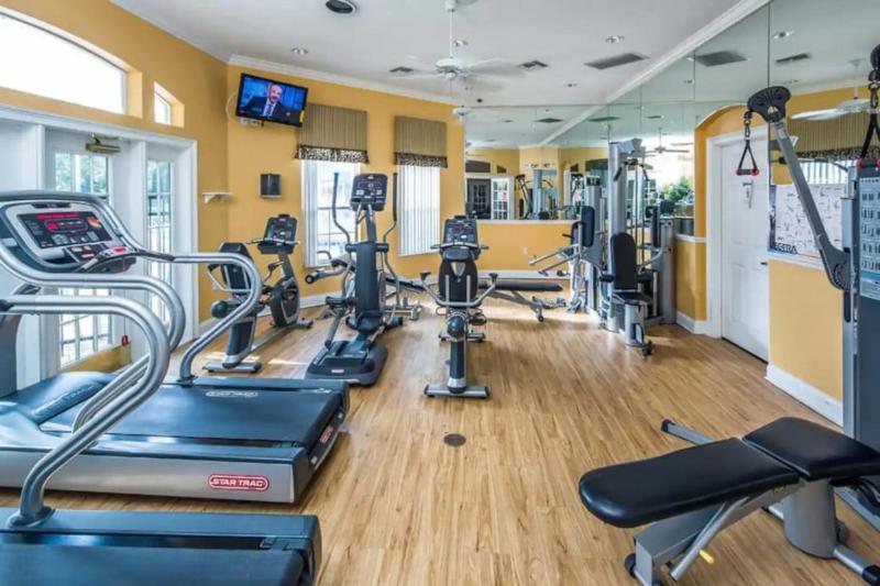 Flash 20 Off Townhome at Emerald Island Resort - image 5