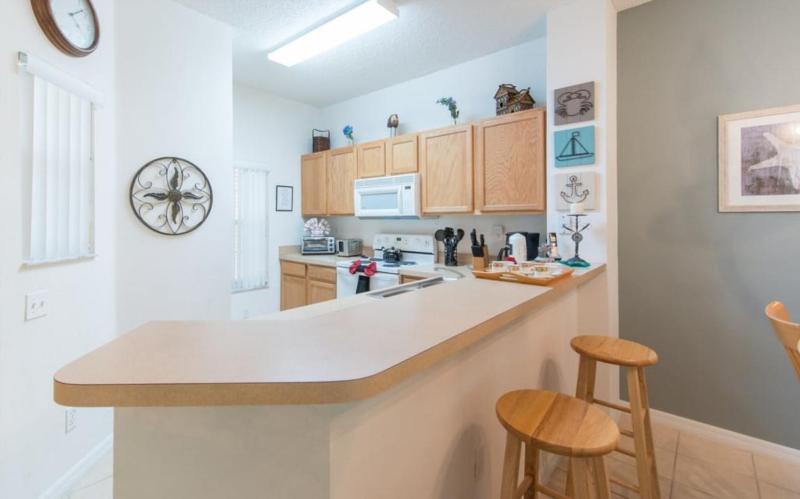 Flash 20 Off Townhome at Emerald Island - image 30