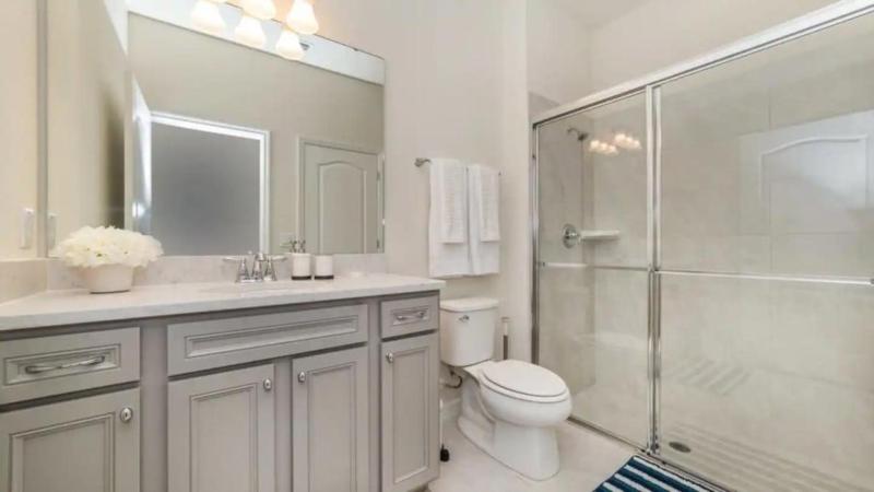 Special Offer Beautiful Pvt Pool and Spa Home - image 18
