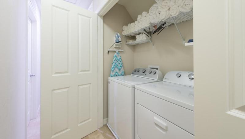 Special Offer Cozy Retreat at Compass Bay - image 11