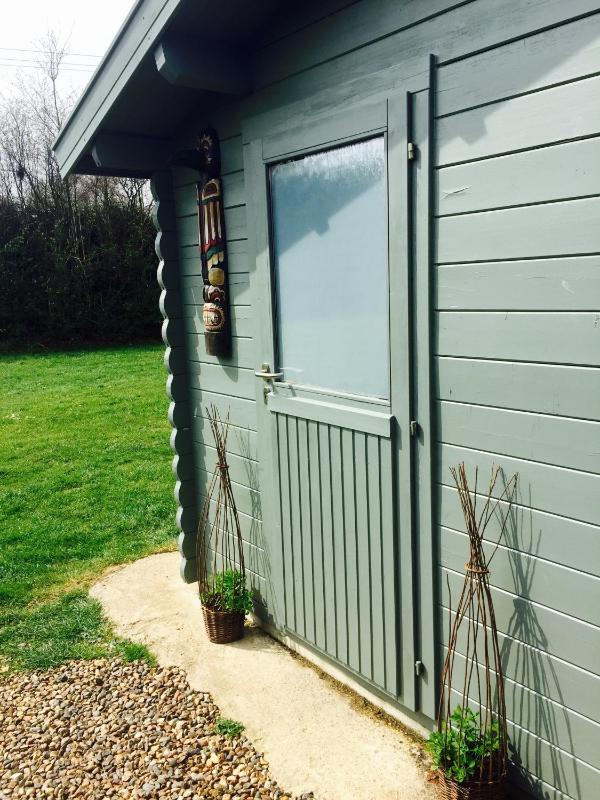 Studio with Garden View image 2