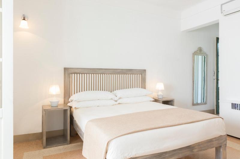 Superior Double Room image 2