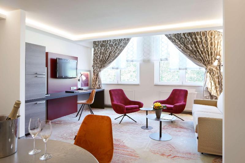 Suite with Double Bed image 4