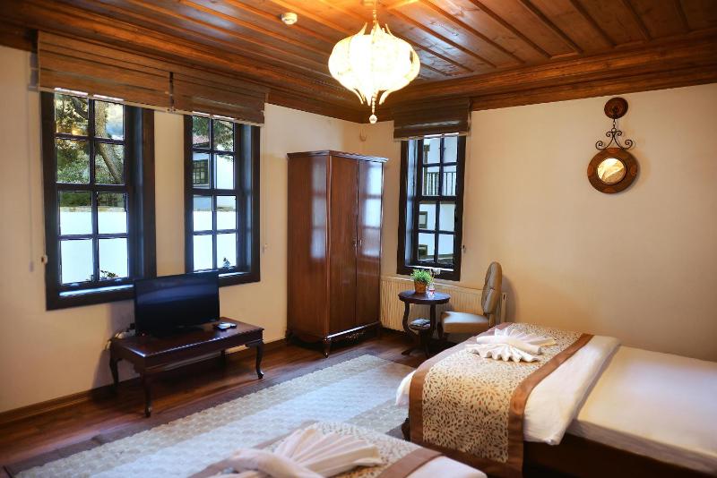 Triple Room image 3